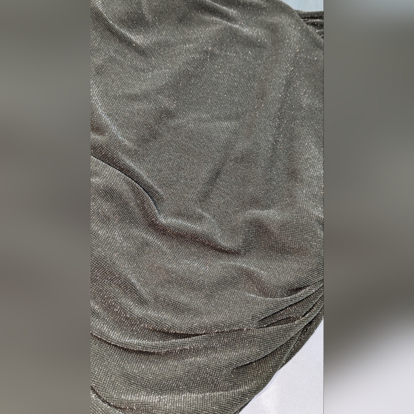 SHEIN Woman's Small Sparkly Green Ruched and Fitted Above the Knee Mini Skirt - Picture 7 of 11